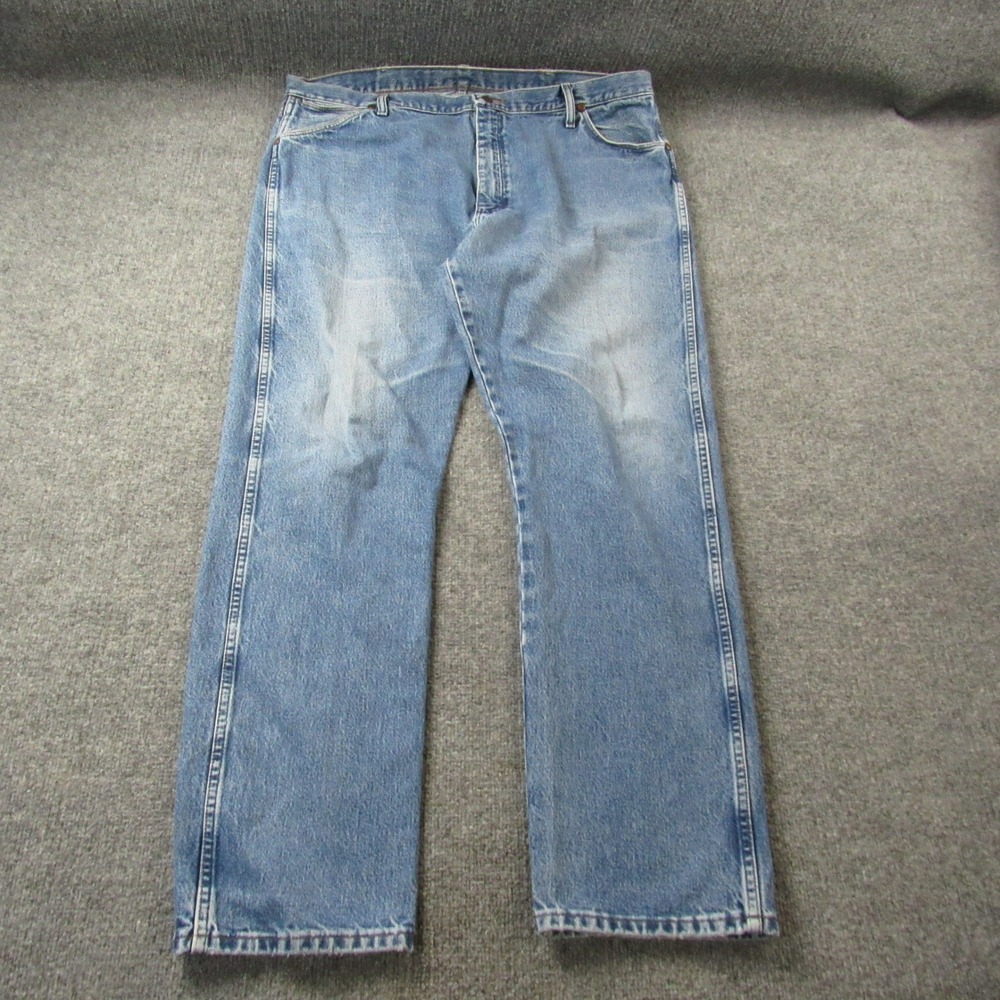 Vintage Wrangler Jeans Mens 42x32 Blue Cowboy Cut Medium Wash‎ Denim 13MWZGK